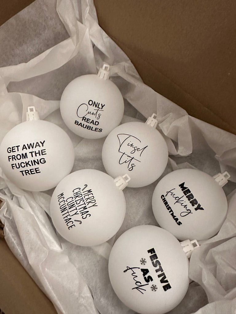 Matt Hanging Christmas Bauble Full Set of 6 - White